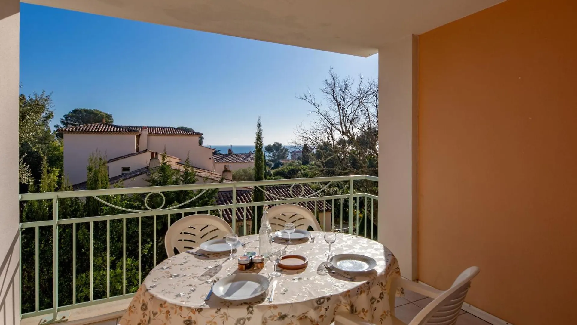 Apartment Les Calanques Du Parc-7 By Interhome Saint Aygulf